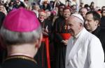  Use wealth, power for common good, not to exploit others, pope says