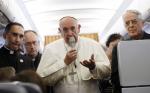 Pope hails Colombia peace accord, briefly comments on 'Brexit'