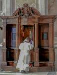 Vatican says secrecy of confession must never be violated